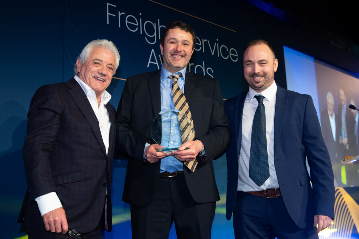 David Richardson, deugro UK, (middle) accepting the Project Forwarding Award at the British International Freight Association (BIFA) Freight Service Awards 2022; credit: www.philippagedge.com
