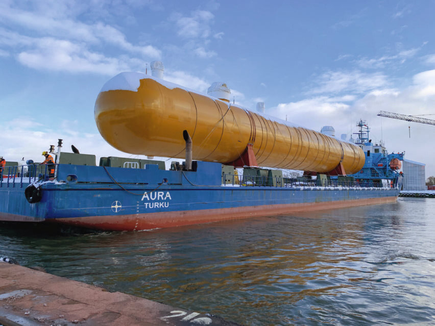 EGAT Project, One of five storage bullets arriving at the Barkowy jetty, Poland