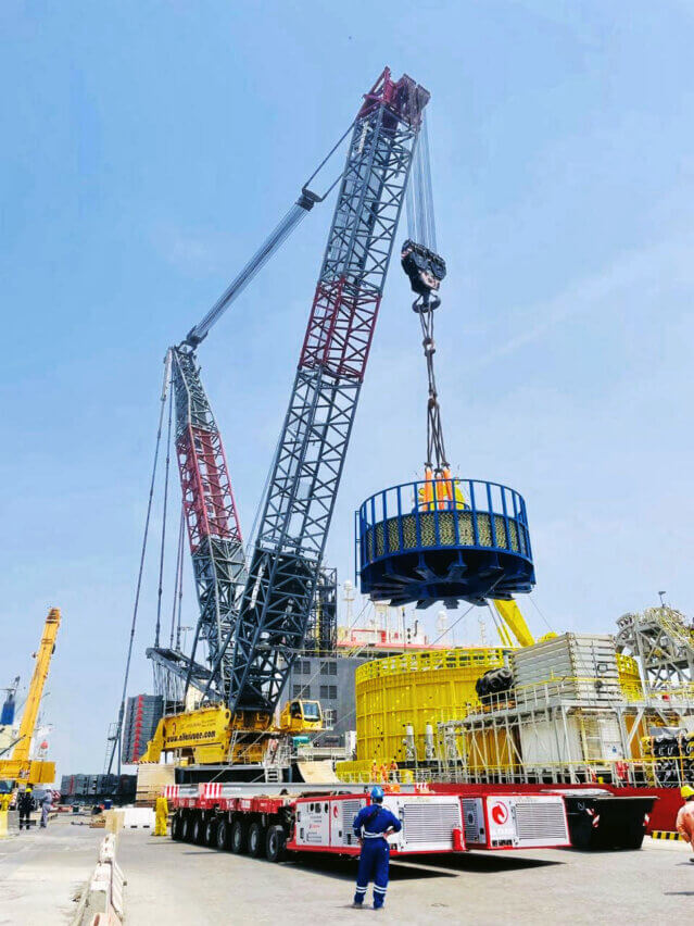 Lifting of the FO cables by mobile crane at the Port of Abu Dhabi, UAE