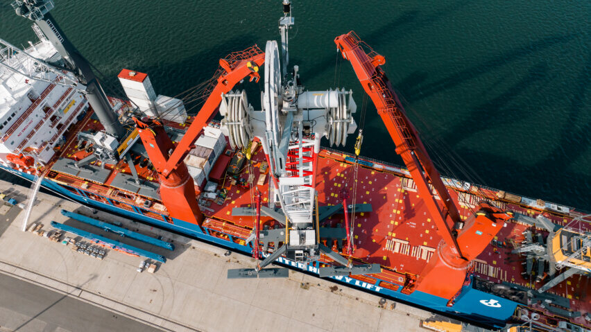 Liebherr cranes, Loading operations at the Port of Rostock, Germany