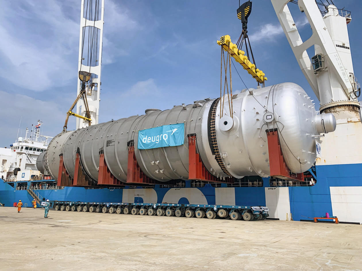 Long Son A1 – Olefins Plant Project, Unloading of the 600 MT quench water tower