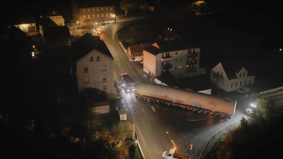 Carbon Capture and Utilization (CCU) Facility in the Cement Industry, On-carriage of the tanks to the construction site by night