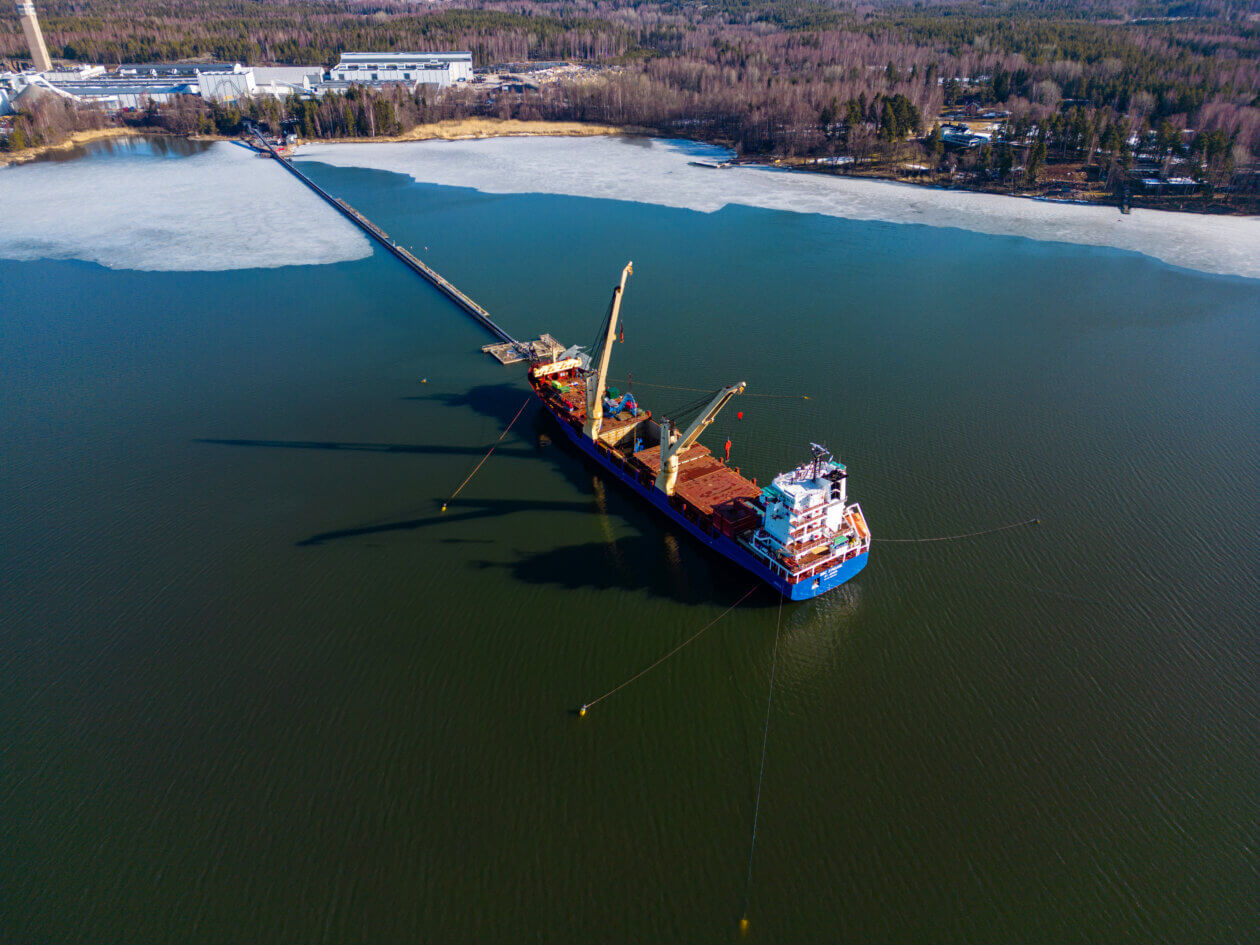 Turkish Crossing Project, Cable loading operations at the Pikkala Prysmian factory port.