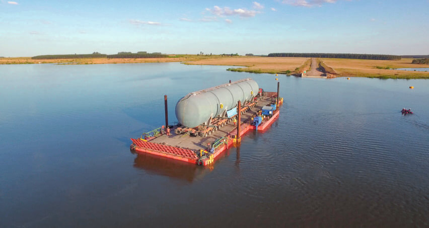 UPM Taurus Project, Crossing of a dam at Baygorria on a modular self-propelled barge exclusively designed for the project